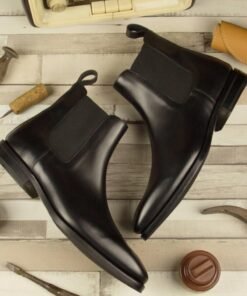 Classic Black Leather Chelsea Boots – Sleek & Timeless 👢🖤