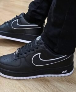 Nike Air Force 1 Low ’07 – Classic Black with White Sole ⚫👟🤍